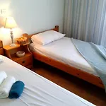 Casa de Férias Elena's Batsi (Andros)